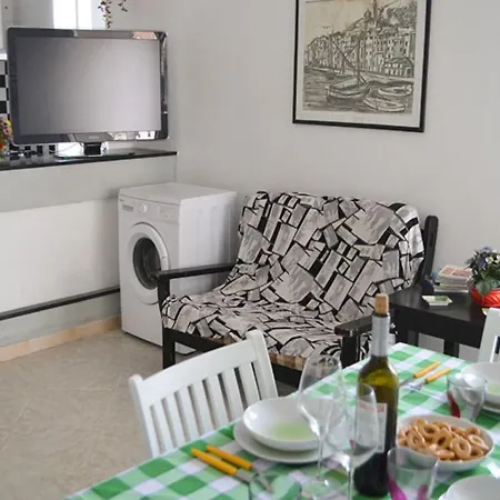 Three Bedroom Very Close To The In